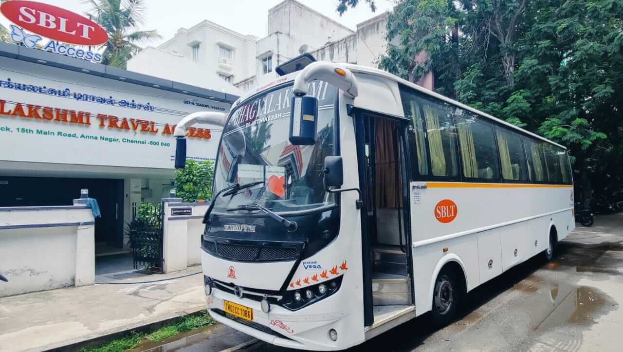 luxury-ac-bus-30-seater luxury-ac-bus-30-seater