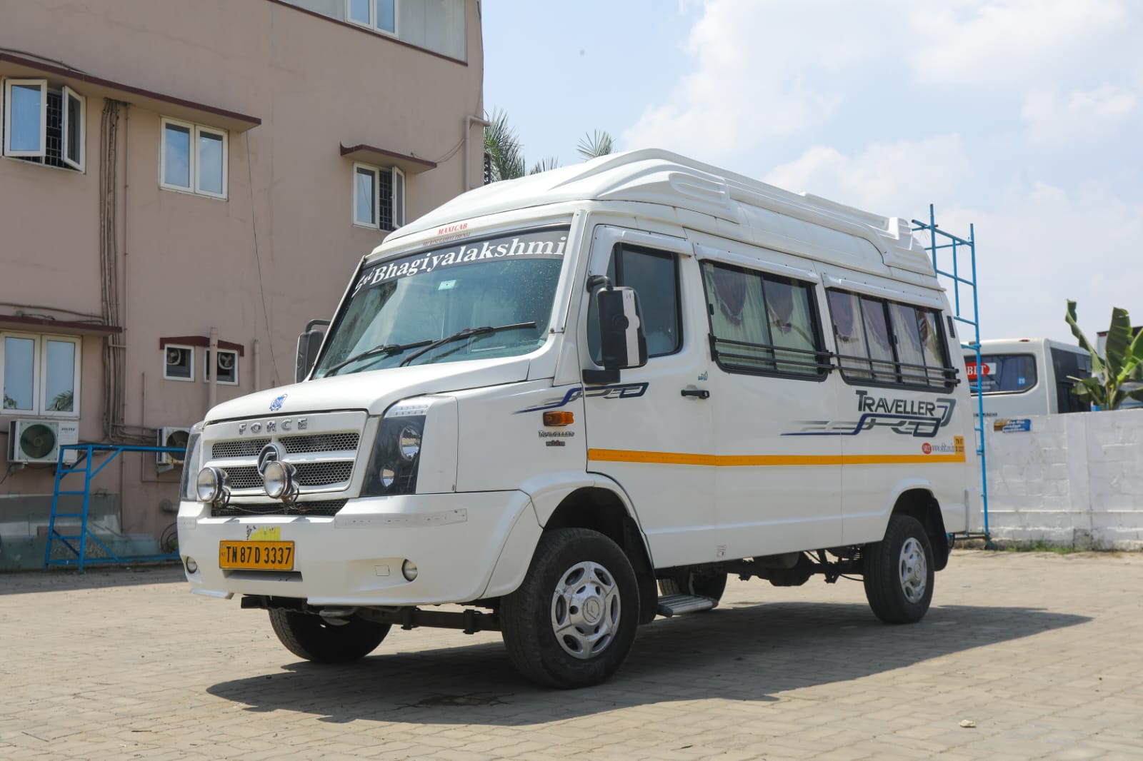Tempo Traveller Tempo Traveller
